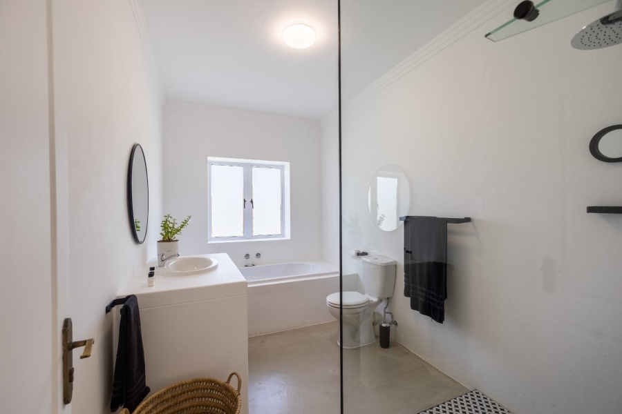 8 Bedroom Property for Sale in Airport Western Cape
